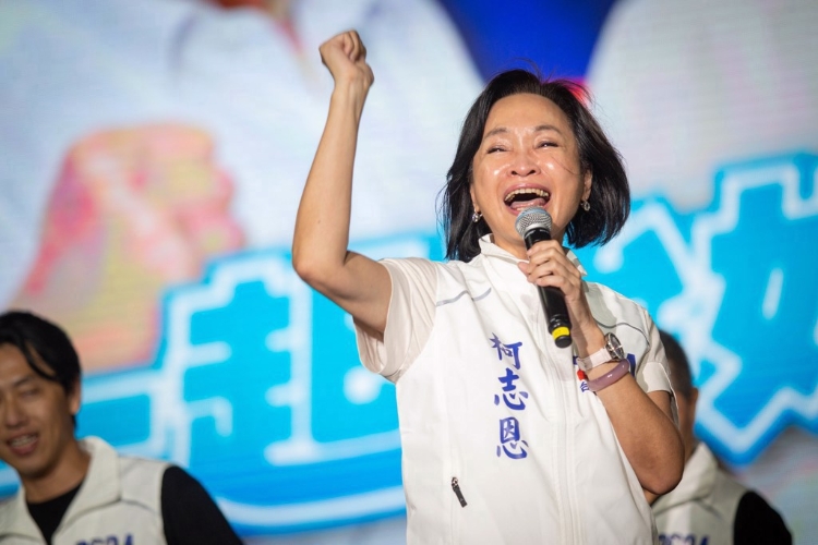 高雄市长之战，柯志恩会赢吗？沈富雄看民调曝出4字